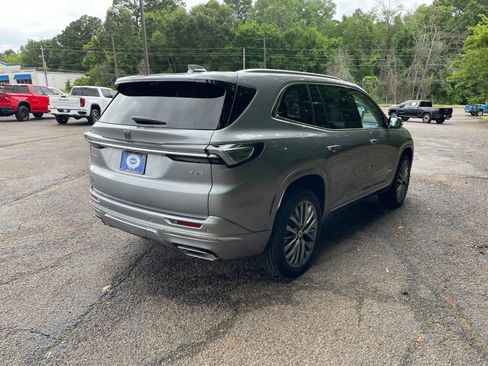 New 2026 Buick Enclave Avenir w/ Super Cruise Package FWD image 6
