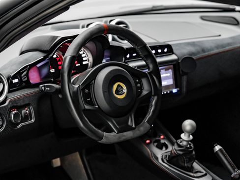 Used 2021 Lotus Evora image 43