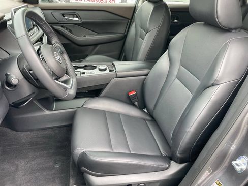 Certified 2023 Nissan Rogue SV w/ SV Premium B Package AWD/4WD image 6