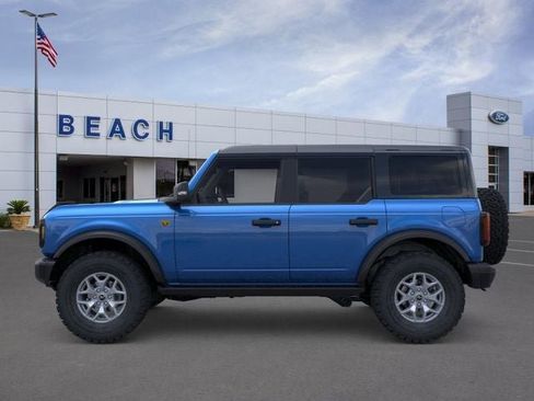 New 2025 Ford Bronco Badlands AWD/4WD image 3