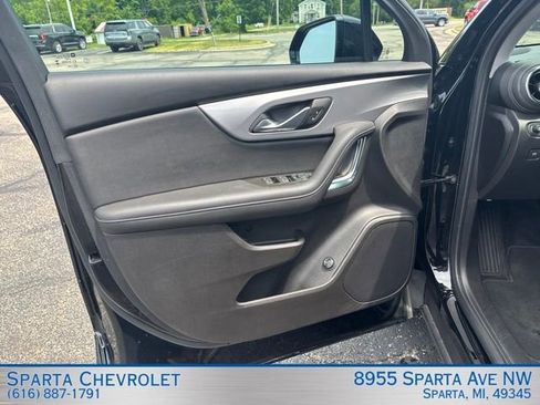 Used 2024 Chevrolet Blazer LT w/ Convenience Package AWD/4WD image 11