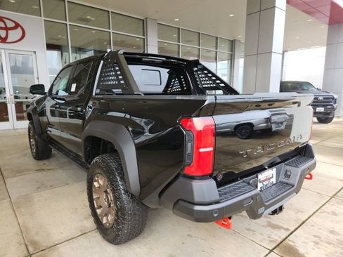 New 2026 Toyota Tacoma Trailhunter image 15