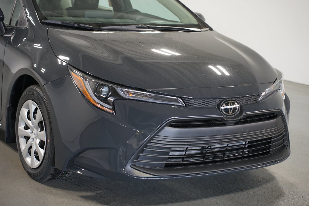 New 2027 Toyota Corolla LE FWD image 4