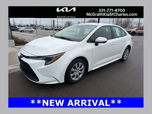 Used 2023 Toyota Corolla LE image 1