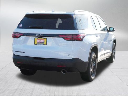 Used 2023 Chevrolet Traverse LT w/ Midnight/Sport Edition image 6