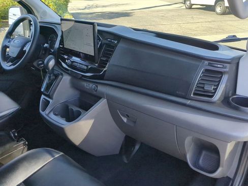 Used 2023 Ford Transit 350 XLT image 30