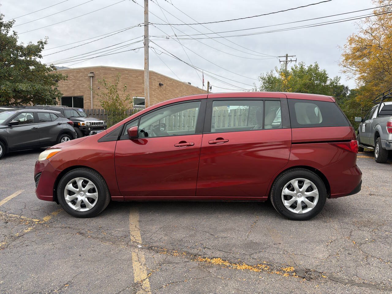 Used 2012 MAZDA MAZDA5 Sport FWD image 3
