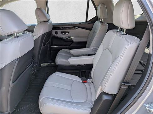 Used 2024 Honda Pilot EX-L image 17