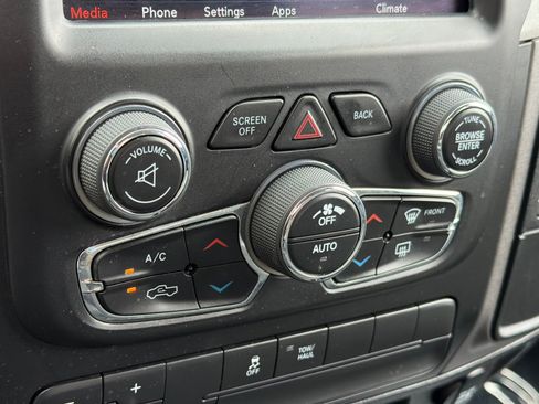 Used 2021 RAM 1500 Tradesman w/ Chrome Plus Package AWD/4WD image 18