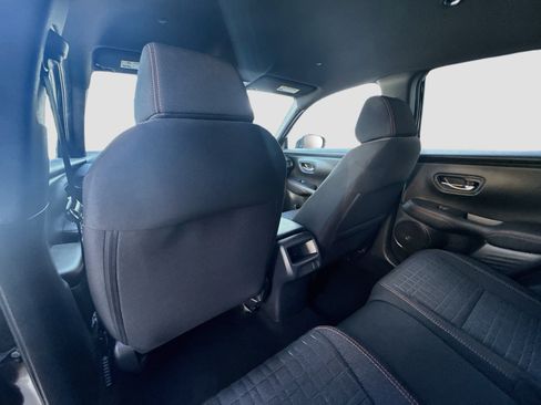 Certified 2025 Honda HR-V Sport image 23