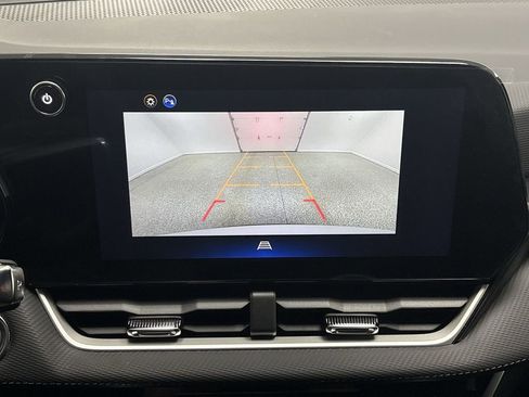 New 2026 Chevrolet Equinox LT w/ Convenience Package II AWD/4WD image 36