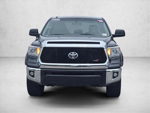 Used 2016 Toyota Tundra SR5 w/ SR5 Upgrade Package RWD image 2