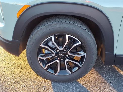 Used 2025 Chevrolet TrailBlazer ACTIV w/ Convenience Package image 30