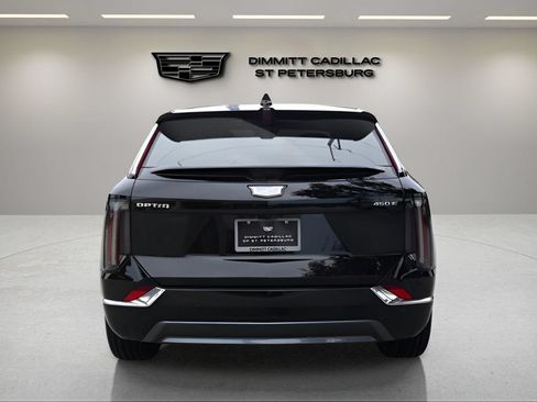 New 2026 Cadillac Optiq Luxury 1 RWD image 4