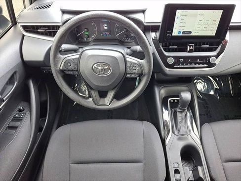Certified 2025 Toyota Corolla LE AWD/4WD image 22