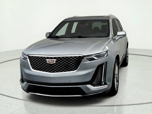 Certified 2023 Cadillac XT6 Premium Luxury w/ LPO, Floor Liner Package AWD/4WD image 8