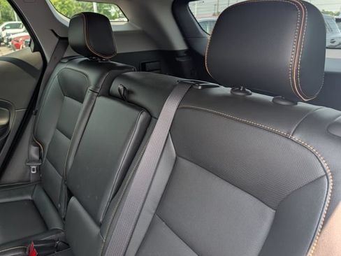 Used 2024 GMC Terrain AT4 AWD/4WD image 17