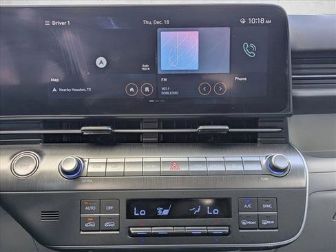 Used 2024 Hyundai Kona Limited image 17