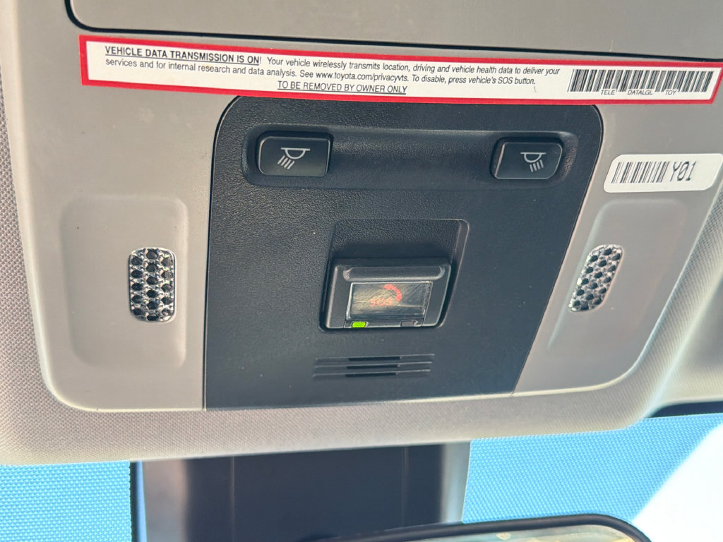 Used 2020 Toyota Camry LE FWD image 28