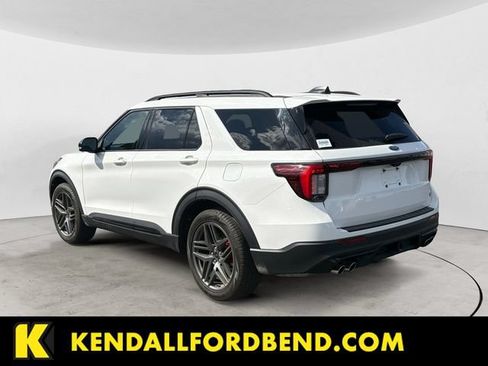 Certified 2025 Ford Explorer ST AWD/4WD image 3
