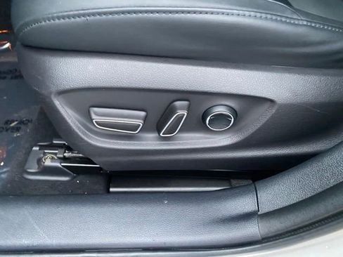 Certified 2017 Toyota Prius Prime Advanced image 20