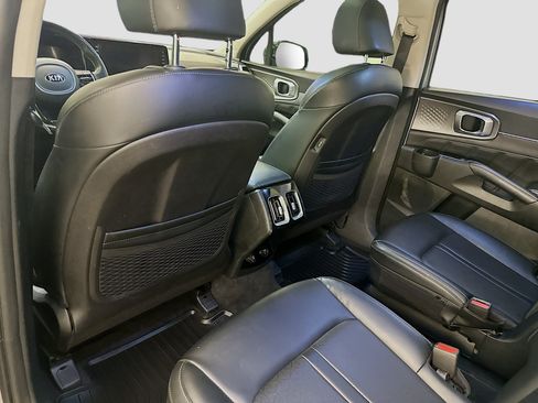 Used 2021 Kia Sorento SX AWD/4WD image 29