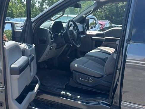 Used 2018 Ford F150 XLT w/ Equipment Group 302A Luxury AWD/4WD image 6