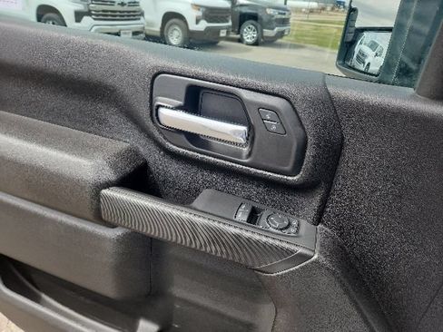 Used 2025 Chevrolet Silverado 2500 W/T w/ WT Convenience Package AWD/4WD image 29