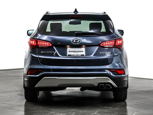 Used 2018 Hyundai Santa Fe Sport image 3