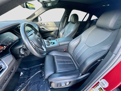 Certified 2022 BMW X6 xDrive40i w/ Premium Package image 21