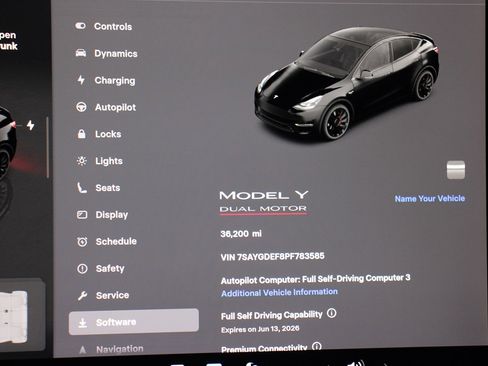 Used 2023 Tesla Model Y Long Range image 19