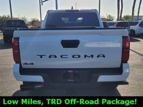 Used 2024 Toyota Tacoma TRD Sport image 6