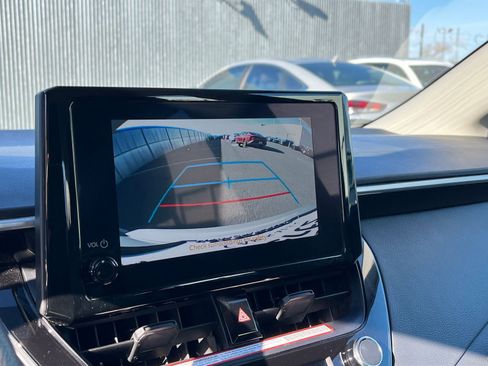 Used 2025 Toyota Corolla LE image 18