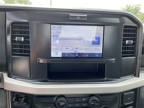 New 2025 Ford F550 XL 4WD Premier 16' Flatbed image 16