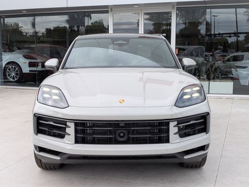 New 2026 Porsche Cayenne E-Hybrid Coupe AWD/4WD image 6