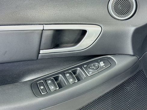 Used 2020 Hyundai Sonata SEL w/ Convenience + Sunroof Package FWD image 16