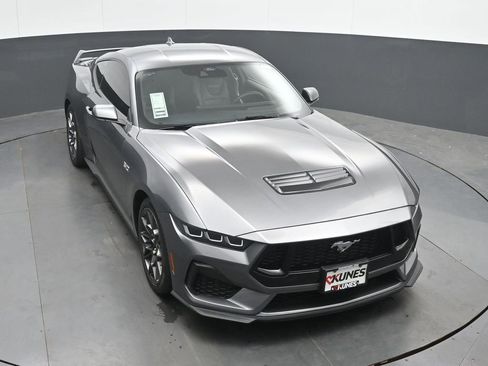 Used 2024 Ford Mustang GT Premium w/ GT Performance Package RWD image 35