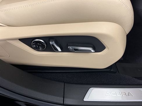 Used 2023 Acura RDX w/ Technology Package image 9