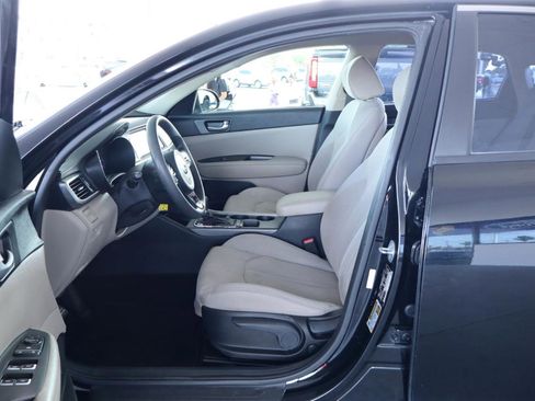 Used 2018 Kia Optima LX FWD image 15