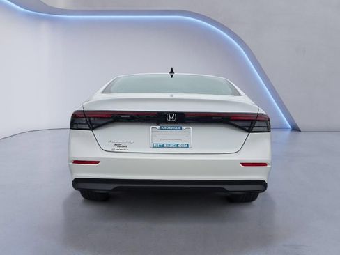 New 2025 Honda Accord SE image 5