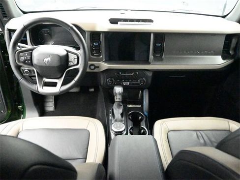 Certified 2024 Ford Bronco Wildtrak image 22