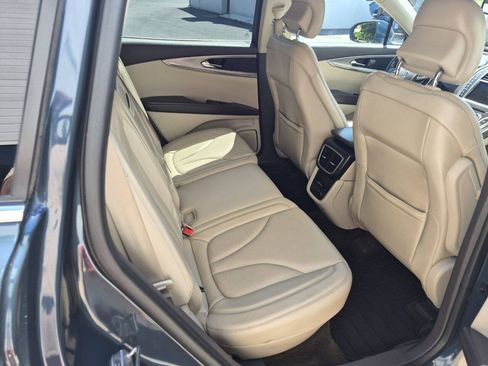 Used 2016 Lincoln MKX Select AWD/4WD image 11