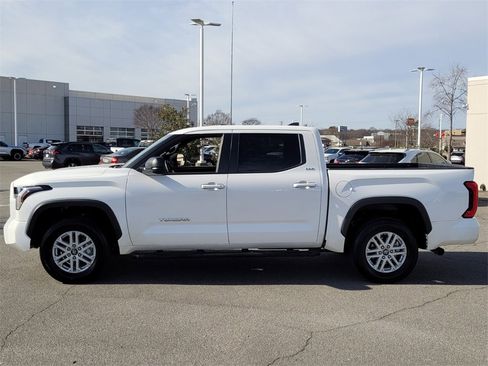 Used 2025 Toyota Tundra SR5 w/ SR5 Premium Package image 4