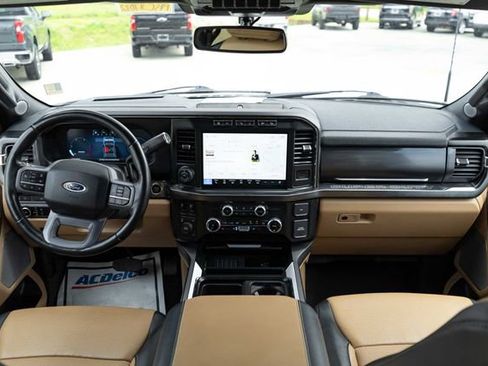 Used 2023 Ford F350 Lariat w/ Lariat Ultimate Package AWD/4WD image 15