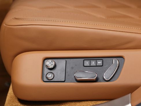 Used 2014 Bentley Flying Spur W12 AWD/4WD image 55