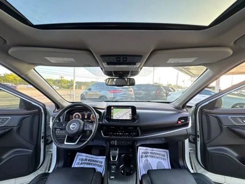 Used 2021 Nissan Rogue Platinum FWD image 15