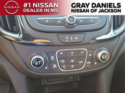 Used 2022 Chevrolet Equinox RS w/ LPO, Floor Liner Package AWD/4WD image 18