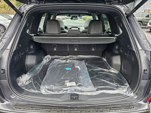New 2026 Subaru Forester Touring AWD/4WD image 12