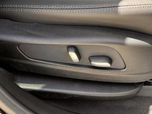 New 2026 Cadillac XT5 Luxury image 23