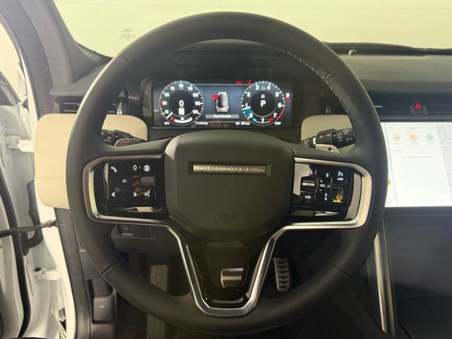 Used 2026 Land Rover Discovery Sport Landmark AWD/4WD image 16